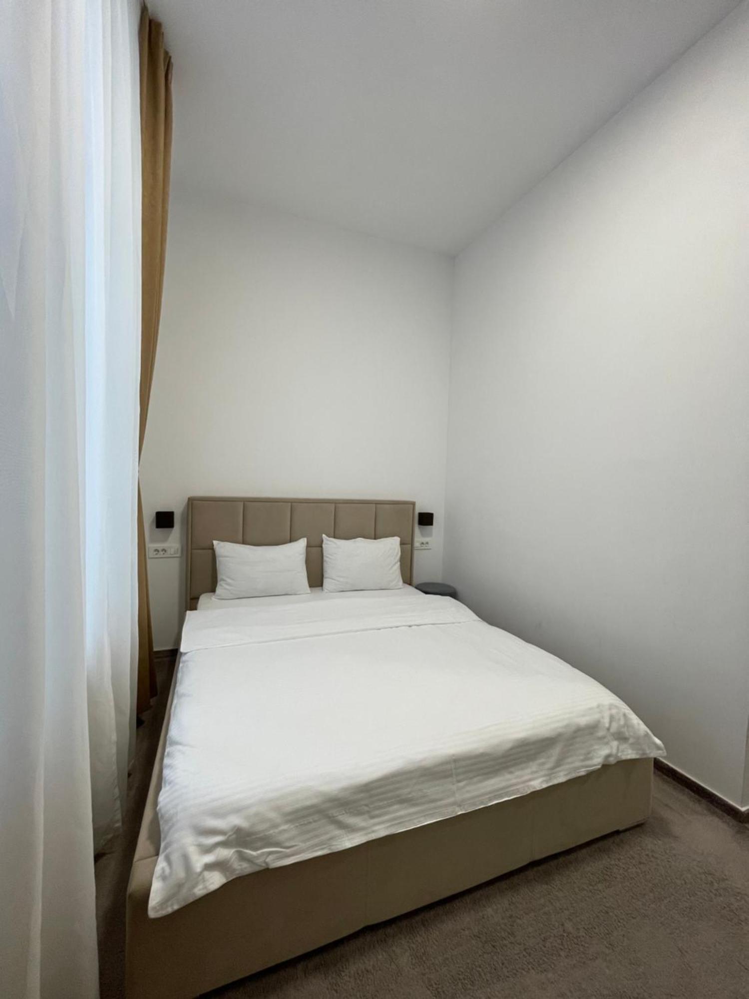 Resedinta Cina Hotel Brasov Exterior photo